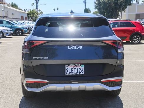 Certified 2024 Kia Sportage EX FWD image 9