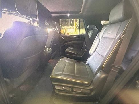Used 2023 Cadillac Escalade Sport AWD/4WD image 8