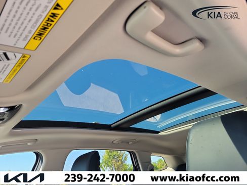 Certified 2026 Kia Sportage EX w/ EX Panorama Roof Package FWD image 20