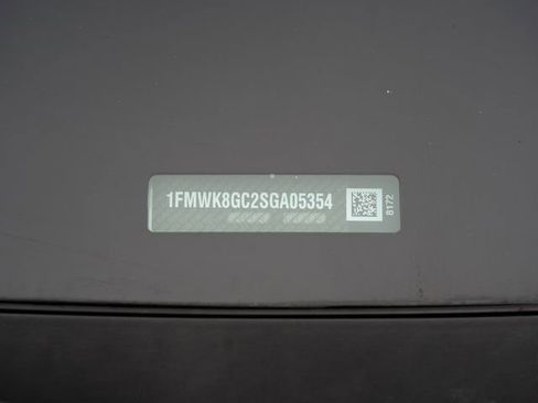 Used 2025 Ford Explorer ST AWD/4WD image 32