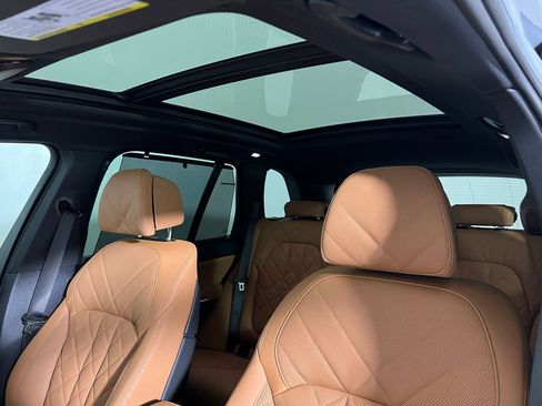 Used 2026 BMW X5 xDrive50e image 23