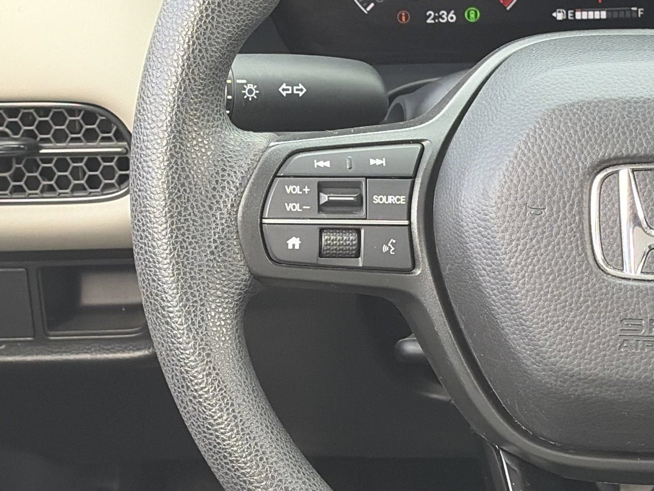Used 2025 Honda HR-V LX image 22