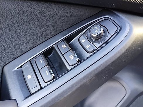 Used 2026 Subaru Crosstrek 2.0i Premium image 16