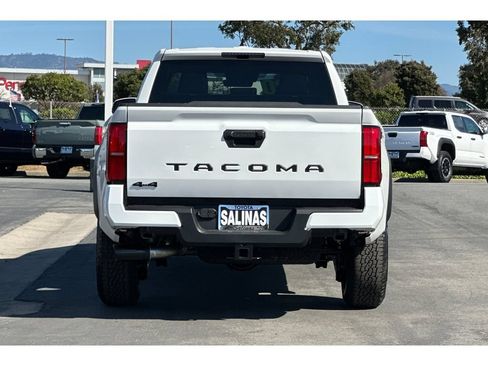 New 2026 Toyota Tacoma TRD Off-Road w/ TRD Off Road Premium Package AWD/4WD image 4