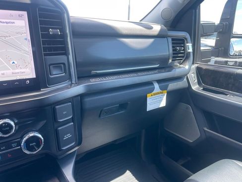 Used 2023 Ford F450 Lariat w/ Camper Package AWD/4WD image 57