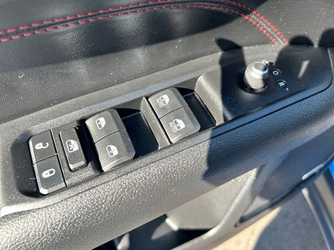 Used 2022 Jeep Compass Trailhawk w/ Sun and Sound Group image 24