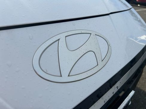 Certified 2025 Hyundai Elantra SEL w/ Cargo Package image 31