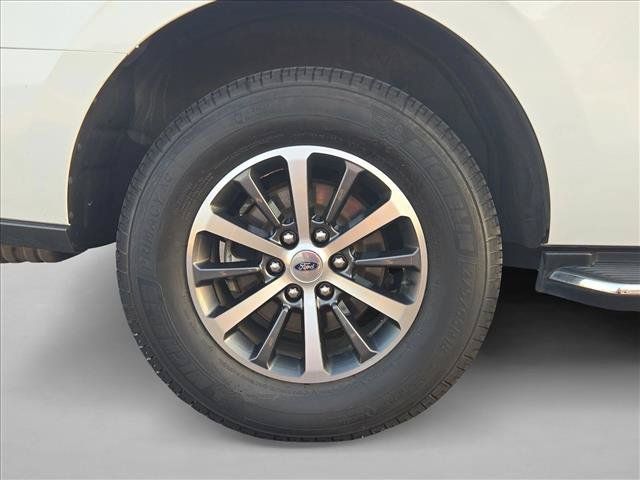 Used 2020 Ford Expedition XLT w/ Equipment Group 202A RWD image 23