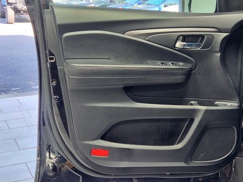 Used 2021 Honda Passport Sport image 10