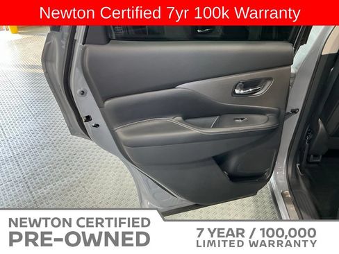Used 2024 Nissan Murano SL FWD image 41