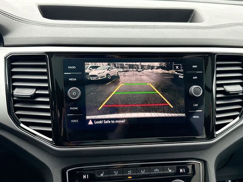 Used 2023 Volkswagen Atlas SEL R-Line image 23