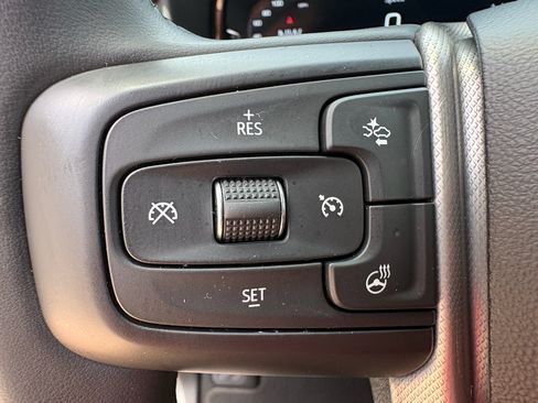 Used 2023 GMC Yukon Denali AWD/4WD image 15