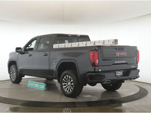 Used 2023 GMC Sierra 1500 AT4 w/ AT4 Premium Package image 8