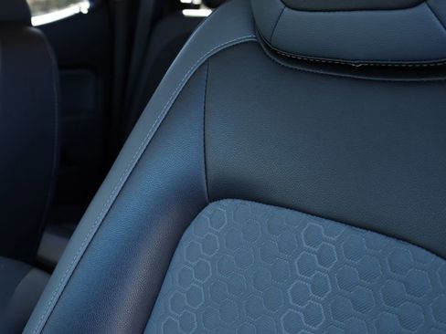 Used 2015 Chevrolet Colorado Z71 image 16