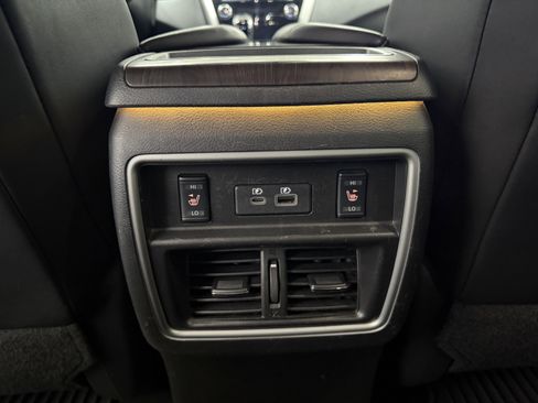 Used 2019 Nissan Murano Platinum image 28