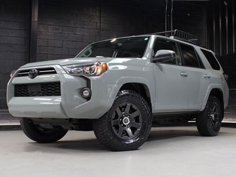 Used 2022 Toyota 4Runner Trail Special Edition AWD/4WD image 72