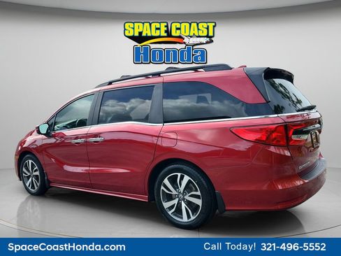 Certified 2023 Honda Odyssey Touring image 9
