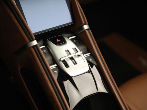 Certified 2025 Ferrari Roma image 24