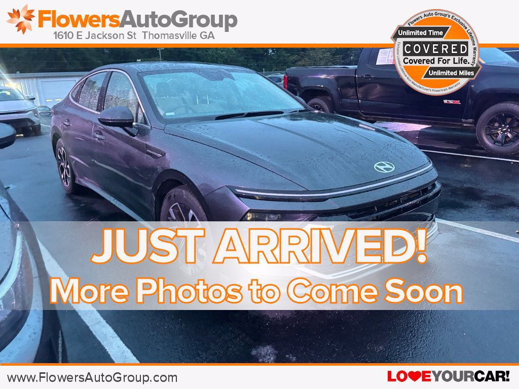 Used 2025 Hyundai Sonata SEL FWD image 1