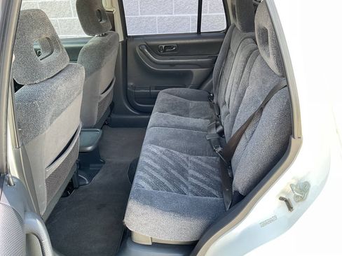 Used 2001 Honda CR-V LX image 23