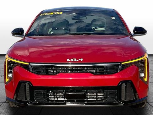 Used 2025 Kia K4 GT-Line w/ GT-Line Premium Package FWD image 3