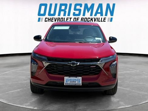 New 2026 Chevrolet Trax RS w/ Sunroof Package FWD image 8