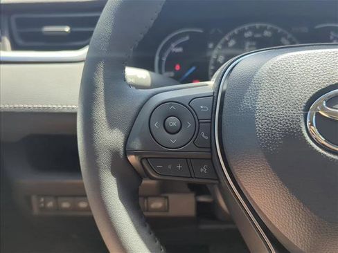 New 2025 Toyota RAV4 XLE image 15