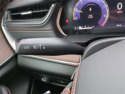 New 2025 Jeep Grand Cherokee Summit image 28