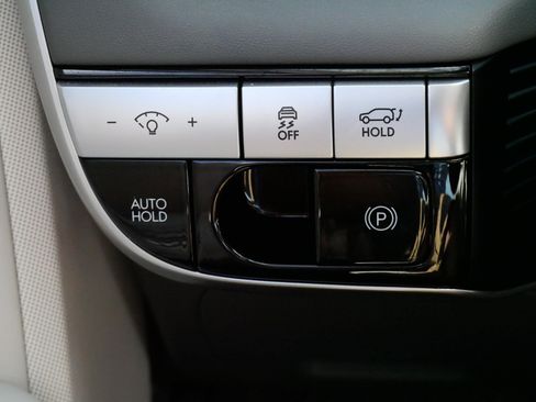 Used 2024 Hyundai Ioniq 5 Limited AWD/4WD image 26