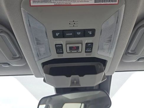 Used 2021 Toyota RAV4 XLE Premium image 39