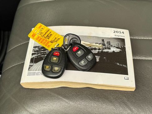 Used 2014 Chevrolet Express 2500 LS image 30