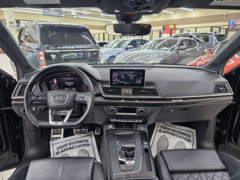 Used 2018 Audi SQ5 Prestige w/ Prestige Package image 29