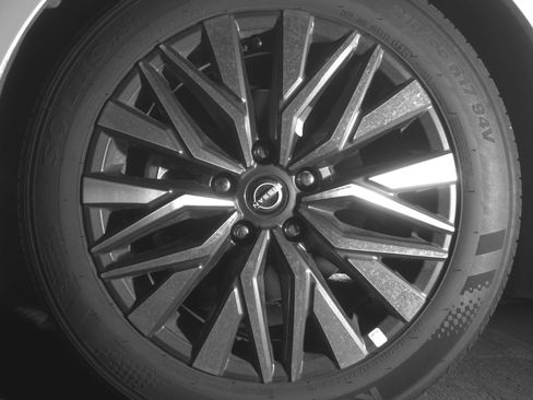 Used 2025 Nissan Altima 2.5 SV image 12