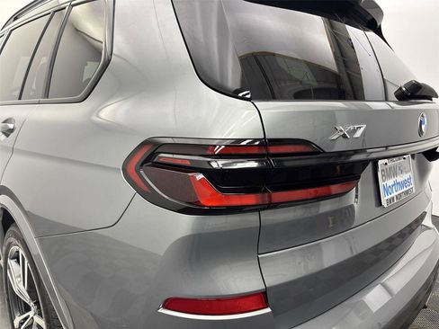 New 2026 BMW X7 xDrive40i w/ M Sport Package image 19