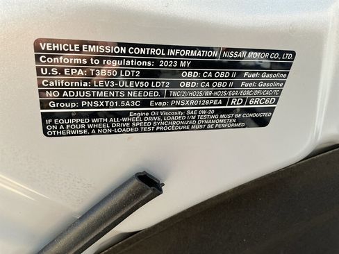 Used 2023 Nissan Rogue SV w/ SV Premium B Package image 40