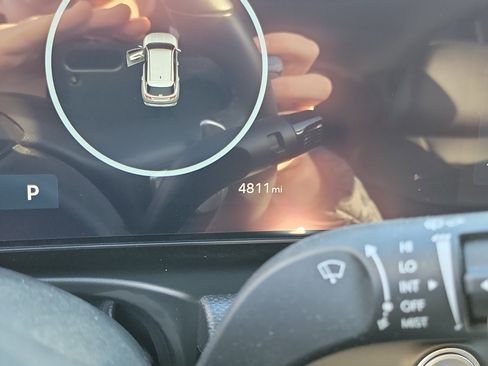 Certified 2025 Hyundai Tucson SEL image 10