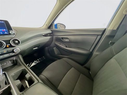 Used 2024 Nissan Sentra SV image 21