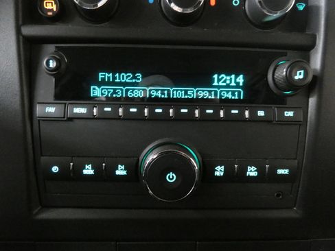 Used 2024 Chevrolet Express 2500 w/ Driver Convenience Package image 12