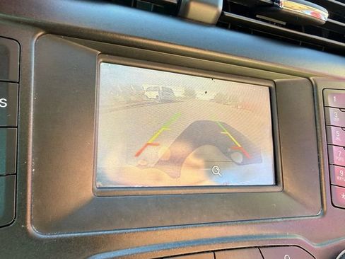 Used 2015 Ford Fusion SE w/ Equipment Group 202A image 22