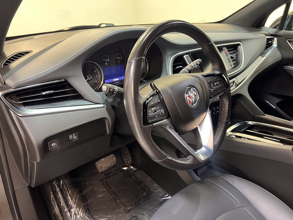Used 2023 Buick Enclave Essence FWD image 17