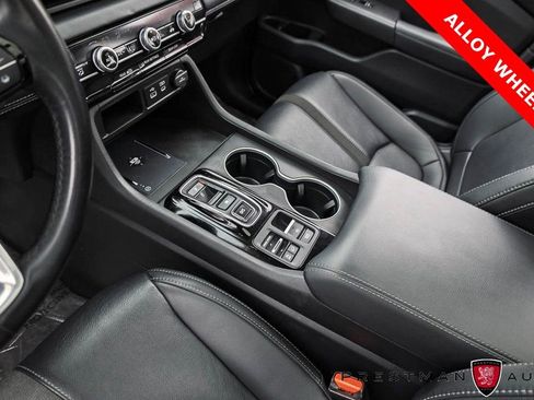 Used 2024 Honda Pilot Touring image 38