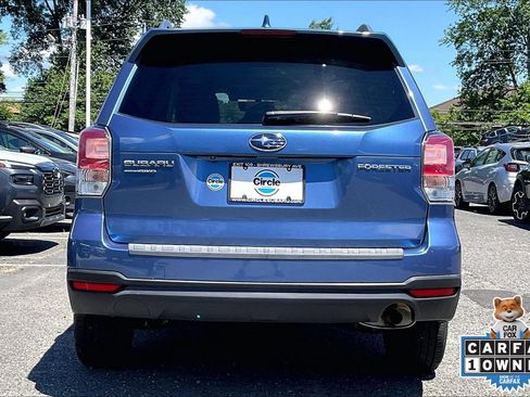 Used 2018 Subaru Forester 2.5i Premium AWD/4WD image 4