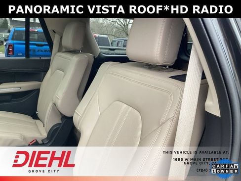 Used 2022 Ford Expedition Limited image 16