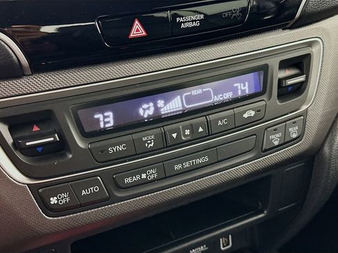 Used 2023 Honda Ridgeline Sport image 21