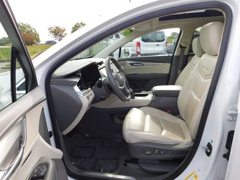 Used 2019 Cadillac XT5 Luxury image 20