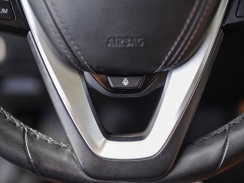 Used 2021 BMW X5 xDrive45e w/ Premium Package 3 image 36