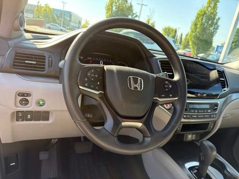 Used 2019 Honda Pilot EX image 12