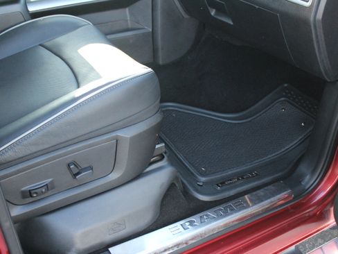 Used 2014 RAM 1500 Limited image 28