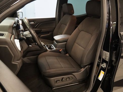 Used 2023 Chevrolet Colorado LT w/ LT Convenience Package II image 3