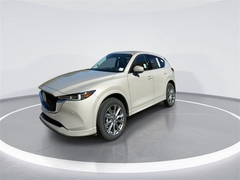 New 2025 MAZDA CX-5 AWD 2.5 S w/ Premium Plus Pkg image 3